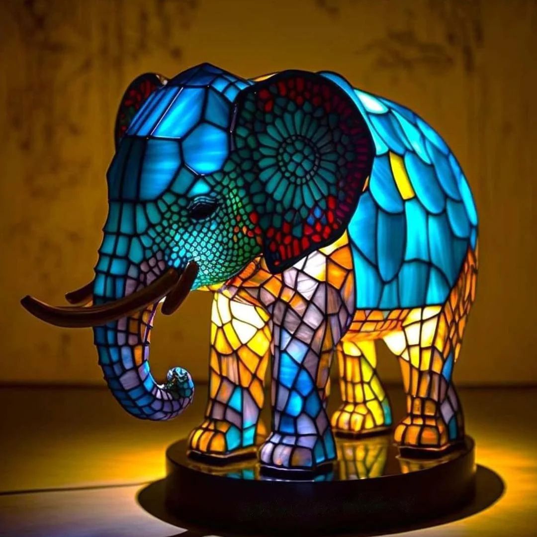 Noa | Enchanting Elephant Lamp
